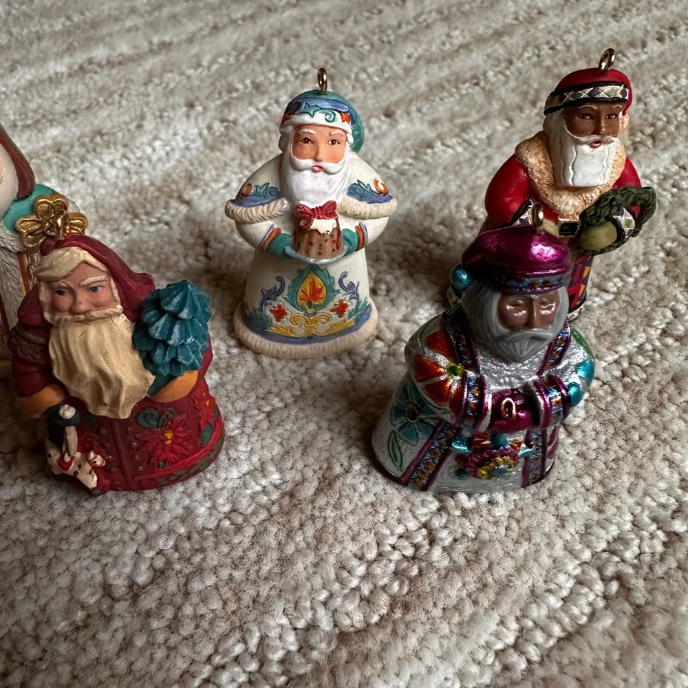 Set of Hallmark Keepsake 2006 Santa's From Around the World, Miniatures